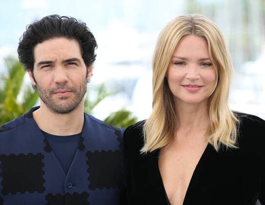 75eme Festival International du Film de Cannes. Photocall du film Don Juan . 75th Cannes Film Festival. Photocall with cast of the film Don Juan . Tahar Rahim and Virginie Efira. 280552 2022-05-22 Cannes France  Copyright: xIsabellexVautierx xStarfacex STAR_280552_058