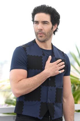 Tahar Rahim attends the photocall for Don Juan during the 75th Cannes Film Festival in Cannes, France. MAY 22nd 2022  RHDx22161