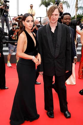 Adria Arjona und Lars Eidinger bei der Premiere des Kinofilms Holy Spider Les nuits de Mashhad auf dem Festival de Cannes 2022 75. Internationale Filmfestspiele von Cannes im Palais des Festivals. Cannes, 22.05.2022