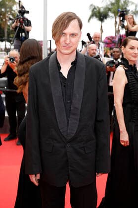 Lars Eidinger bei der Premiere des Kinofilms Holy Spider Les nuits de Mashhad auf dem Festival de Cannes 2022 75. Internationale Filmfestspiele von Cannes im Palais des Festivals. Cannes, 22.05.2022