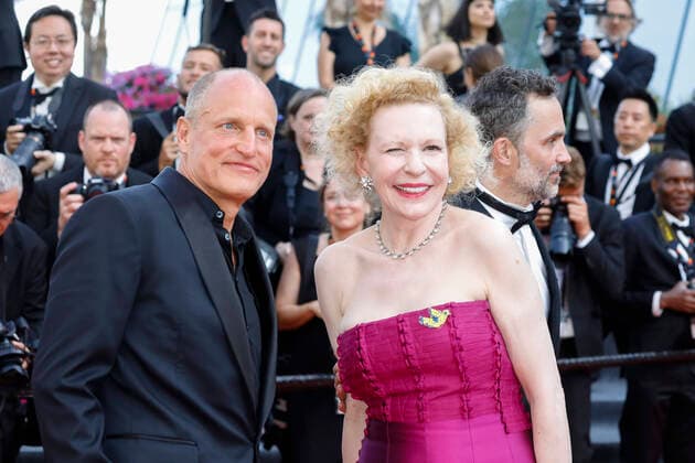 May 21, 2022, Cannes, France: Woody Harrelson and Sunnyi Melles attend the premiere of Triangle of Sadness during the 75th Annual Cannes Film Festival at Palais des Festivals in Cannes, France, on 21 May 2022. Photo: Cannes France - ZUMAm179 20220521_zep_m179_064 Copyright: xAlecxMichaelx