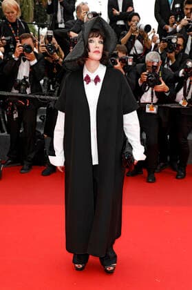Isabelle Adjani bei der Premiere des Kinofilms Forever Young Les Amandiers auf dem Festival de Cannes 2022 75. Internationale Filmfestspiele von Cannes im Palais des Festivals. Cannes, 22.05.2022