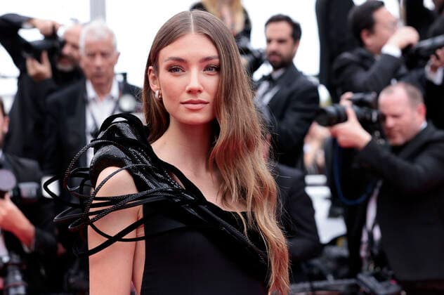 Lorena Rae bei der Premiere des Kinofilms Forever Young Les Amandiers auf dem Festival de Cannes 2022 75. Internationale Filmfestspiele von Cannes im Palais des Festivals. Cannes, 22.05.2022