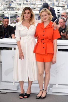 75th Cannes film festival 2022, Photocall film Les amandiers . Pictured: Valeria Bruni Tedeschi, Nadia Tereszkiewicz  Copyright: xAlbertoxTerenghi Cannesx2022x xix xVenezia2020x
