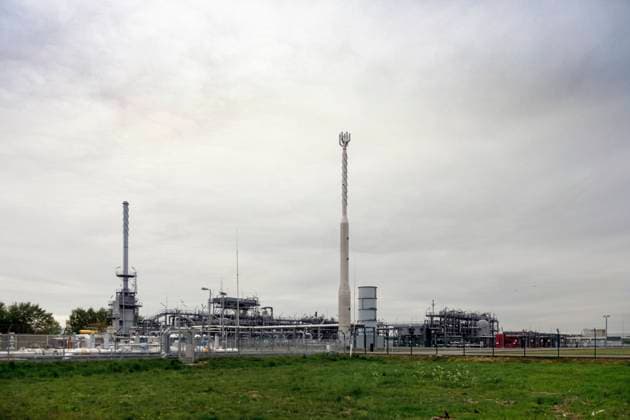 Kavernenfelder in Etzel, Kavernenspeicheranlagen der EKB in Friedeburg, südlich von Wilhelmshaven *** Cavern fields in Etzel, cavern storage facilities of EKB in Friedeburg, south of Wilhelmshaven