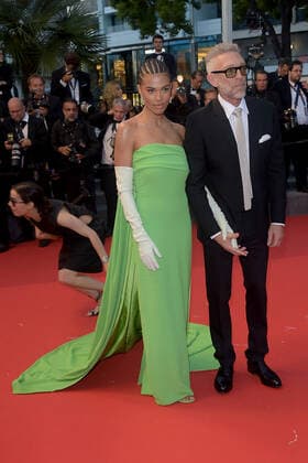 75th Cannes film festival 2022, Red carpet film Crimes Of The Future. Pictured: Vincent Cassel, Tina Kunakey  Copyright: xAlbertoxTerenghi Cannesx2022x xix xVenezia2020x