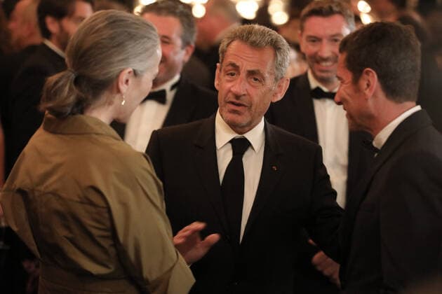 May 23, 2022, Cannes, Cote d Azur, France: France Television chief executive officer DELPHINE ERNOTTE and former President of France NICOLAS SARKOZY talk during the KERING Women in Motion Awards photocall during 75th annual Cannes Film Festival Cannes France - ZUMAc179 20220523_zep_c179_142 Copyright: xMickaelxChavetx