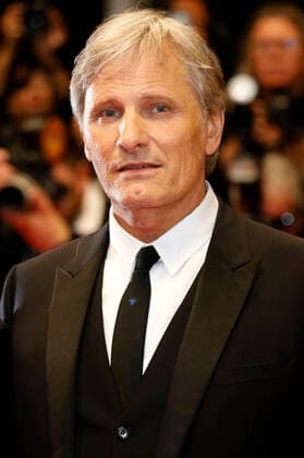 Internationale Filmfestspiele von Cannes, Crimes Of The Future Premiere Viggo Mortensen bei der Premiere des Kinofilms Crimes of the Future auf dem Festival de Cannes 2022 75. Internationale Filmfestspiele von Cannes im Palais des Festivals. Cannes, 23.05.2022