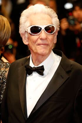 Internationale Filmfestspiele von Cannes, Crimes Of The Future Premiere David Cronenberg bei der Premiere des Kinofilms Crimes of the Future auf dem Festival de Cannes 2022 75. Internationale Filmfestspiele von Cannes im Palais des Festivals. Cannes, 23.05.2022