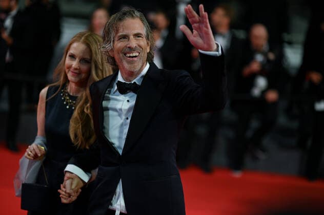 Internationale Filmfestspiele von Cannes, Moonage Daydream Premiere 75eme Festival International du Film de Cannes. Montee des marches du film Moonage Daydream . Festival de Cannes 2022 - The 75th annual Cannes film festival 2022 in Cannes - France - Moonage Daydream Red Carpet - Brett Morgen 280683 2022-05-24 Cannes France Morgen, Brett  Copyright: xLionelxGuericolas MPPx STAR_280683_026