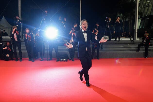 Internationale Filmfestspiele von Cannes, Moonage Daydream Premiere 75eme Festival International du Film de Cannes. Montee des marches du film Moonage Daydream . Festival de Cannes 2022 - The 75th annual Cannes film festival 2022 in Cannes - France - Moonage Daydream Red Carpet - Brett Morgen 280683 2022-05-23 Cannes France Morgen, Brett  Copyright: xLionelxGuericolas MPPx STAR_280683_046