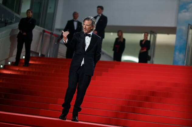 Internationale Filmfestspiele von Cannes, Moonage Daydream Premiere 75eme Festival International du Film de Cannes. Montee des marches du film Moonage Daydream . Festival de Cannes 2022 - The 75th annual Cannes film festival 2022 in Cannes - France - Moonage Daydream Red Carpet - Brett Morgen 280683 2022-05-24 Cannes France Morgen, Brett  Copyright: xLionelxGuericolas MPPx STAR_280683_030