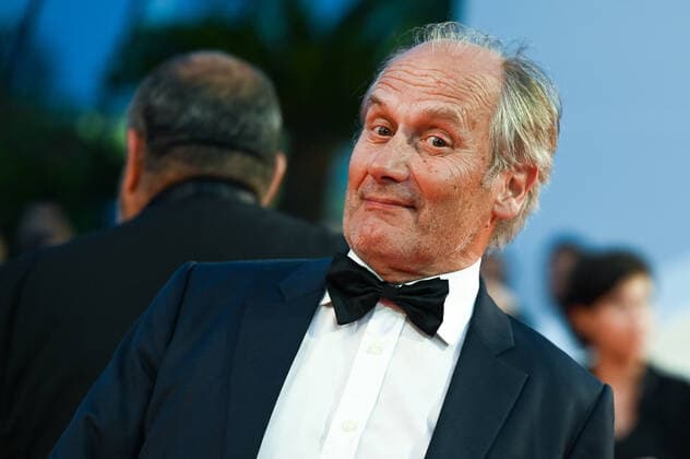75eme Festival International du Film de Cannes. Montee des marches du film Crimes du futur . Festival de Cannes 2022 - The 75th annual Cannes film festival 2022 in Cannes - France - crimes of the future Red Carpet - Hypolite Girardot 280682 2022-05-23 Cannes France  Copyright: xMPPx STAR_280682_050