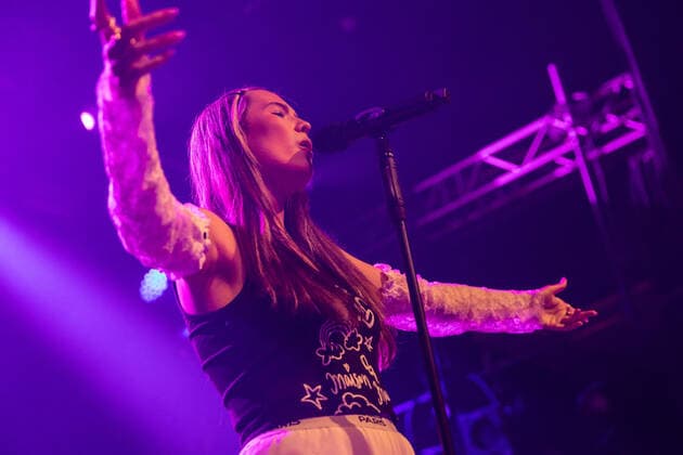 Mimi Webb live in Oslo, Norway Oslo, Norway. 23rd, May 2022. The English singer and songwriter Mimi Webb performs a live concert at Parkteatret in Oslo. Oslo Norway  Copyright: xGonzalesxPhoto StianxS.xMollerx