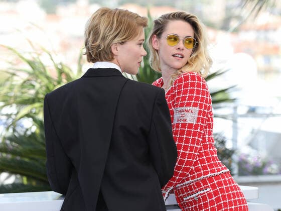 May 24, 2022, Cannes, Cote d Azur, France: LEA SEYDOUX and KRISTEN STEWART attend the CRIMES OF THE FUTURE photocall during 75th annual Cannes Film Festival Cannes France - ZUMAc179 20220524_zep_c179_117 Copyright: xMickaelxChavetx