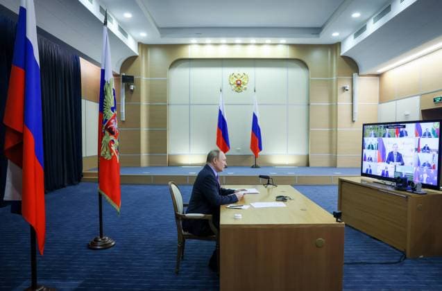 Russland, PrÃ¤sident Wladimir Putin Videokonferenz in Sotchi SOCHI, RUSSIA - MAY 24, 2022: Russia s President Vladimir Putin holds a meeting to discuss transport development issues via video link from his Bocharov Ruchei residence. Mikhail Metzel POOL TASS  TS132799
