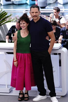Anouk Grinberg (Actrice) - Roschdy Zem (Acteur) CELEBRITES : 75Ã me Festival de Cannes - Photocall du film Â« L?Innocent Â» - 24 05 2022 NorbertScanella Panoramic 