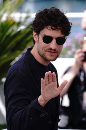 Louis Garel (RÃ alisateur France) CELEBRITES : 75Ã me Festival de Cannes - Photocall du film Â« L?Innocent Â» - 24 05 2022 NorbertScanella Panoramic 