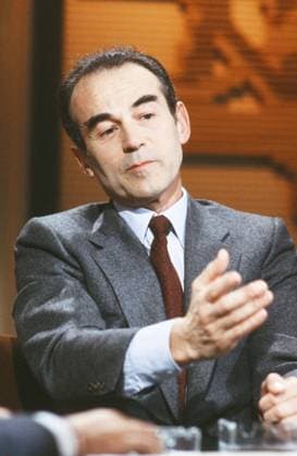 Robert Badinter, 1981 Robert Badinter, then Minister of Justice, interviewed on the Antenne 2 TV news programme to talk about the fight against death penalty. September 1981 Photo Jacques Loew Copyright: xJacquesxLoew Photo12x LWE21A00_043