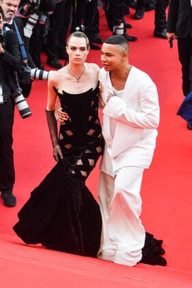 75eme Festival International du Film de Cannes. Montee des marches du film L innocent pour le 75eme anniversaire du festival. 75th Cannes International Film Festival. Rise of the steps of the film L innocent for the 75th anniversary of the festival 280739 2022-05-24 Cannes France Delevingne, Cara ; Rousteing, Olivier  Copyright: xSergexArnalx xStarfacex STAR_280739_011