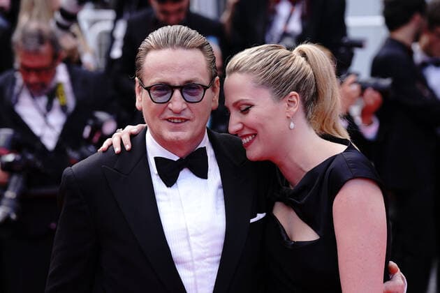 Benoit Magimel - Margot Pelletier CELEBRITES : 75eme Festival de Cannes - Tapis rouge du film Â« L?Innocent et de la soiree anniversaire du 75eme festival Â» - 24 05 2022 NorbertScanella Panoramic 