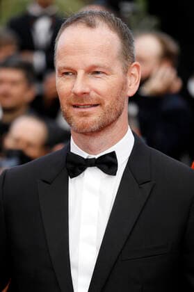 Joachim Trier bei der Premiere des Kinofilms The Innocent L Innocent auf dem Festival de Cannes 2022 75. Internationale Filmfestspiele von Cannes im Palais des Festivals. Cannes, 24.05.2022