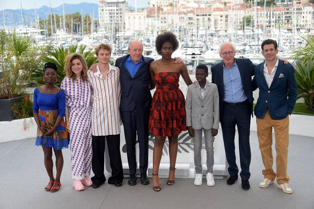75th Cannes film festival 2022, Photocall film Tori and Lokita. Pictured: Jean-Pierre Dardenne, Luc Dardenne, Tijmen Govaerts, Alban Ukaj, Pablo Schils, Joely Mbundu, Charlotte De Bruyne, Nadege Ouedraogo  Copyright: xAlbertoxTerenghi Cannesx2022x xix xVenezia2020x