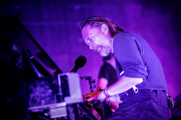 The Smile live in Oslo, Norway Oslo, Norway. 24th, May 2022. The English rock band The Smile performs a live concert at Sentrum Scene in Oslo. Here singer, songwriter and musician Thom Yorke is seen live on stage. Oslo Norway Sentrum Scene  Copyright: xGonzalesxPhoto TerjexDokkenx