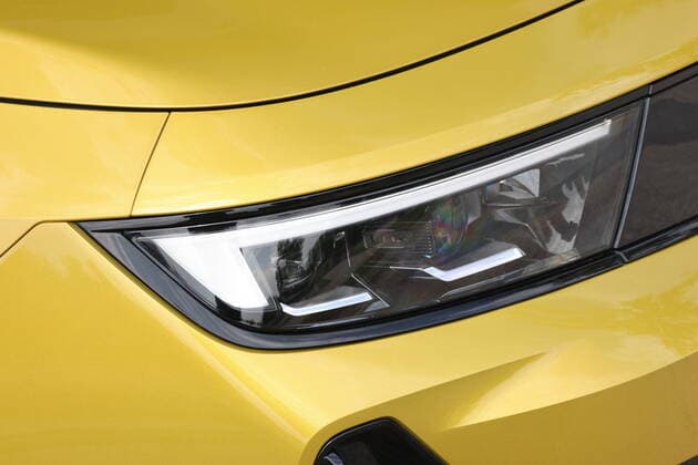 New Opel Astra 6 Hybrid, test drive in French, May 2022 NEWS AUTO : Opel Astra 6 Hybrid 2022 LaurentSanson Panoramic 