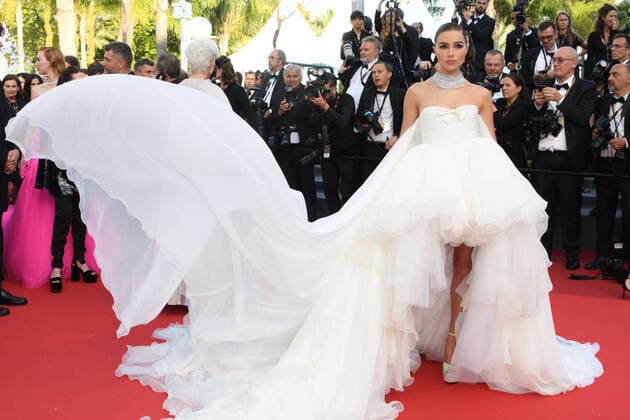 Entertainment Themen der Woche KW21 Entertainment Bilder des Tages 75th Cannes Film Festival 2022, red carpet Elvis Pictured: Olivia Culpo  Copyright: xManuelexMangiarottix xipa-agencyx xVeneziax2020x