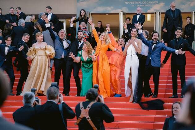 Bilder des Jahres 2022, Entertainment 05 Mai Entertainment Themen der Woche KW21 Entertainment Bilder des Tages 75eme Festival International du Film de Cannes. Montee des marches du film Elvis . 75th International Cannes Film festival. Red carpet for Elvis movie 280784 0000-00-00 Cannes France  Copyright: xTerencexBaelenx STAR_280784_020