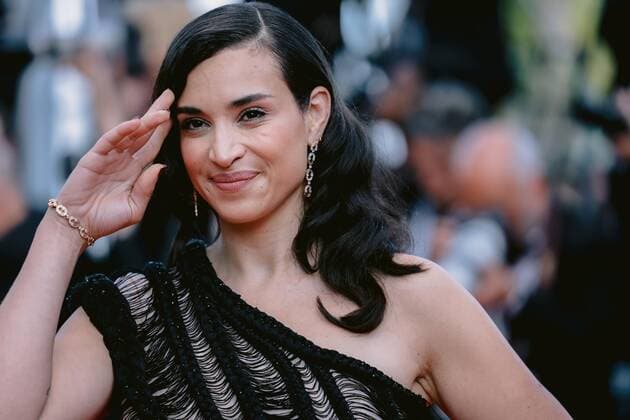 75eme Festival International du Film de Cannes. Montee des marches du film Elvis . 75th International Cannes Film festival. Red carpet for Elvis movie 280784 0000-00-00 Cannes France Jordana, Camélia  Copyright: xTerencexBaelenx STAR_280784_039