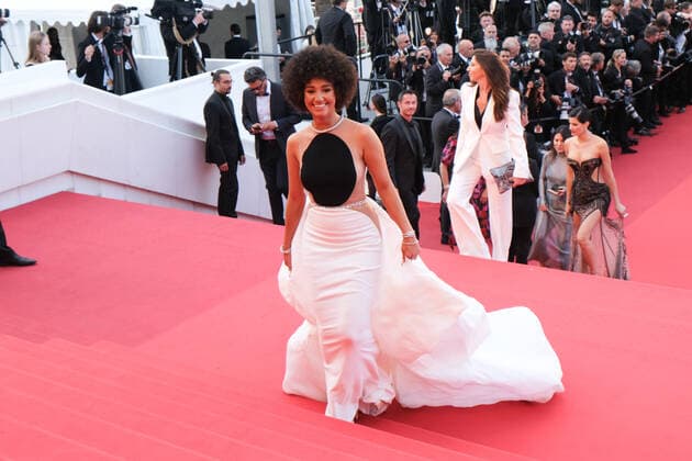 75eme Festival International du Film de Cannes. Montee des marches du film Elvis . 75th International Cannes Film festival. Red carpet for Elvis movie 280785 2022-05-25 Cannes France Mahfouf, Lena ( Situations )  Copyright: xSergexArnalx xStarfacex STAR_280785_033