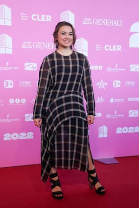 25.05.2022, Zug, Bossard Arena, Swiss Music Awards, Joya Marleen Schedler wins in the categories of best female act, SRF 3 Best Talent and best hit Zug Bossard Arena Zug Switzerland Copyright: xJustPictures.ch DanielaxPorcellix