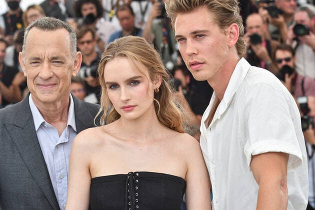 75eme Festival International du Film de Cannes. Photocall du film Elvis . 75th Cannes Film Festival. Photocall with cast of the film Elvis . 280825 2022-05-26 Cannes France Hanks, Tom; Butler, Austin; De Jonge, Olivia  Copyright: xSergexArnalx xStarfacex STAR_280825_005