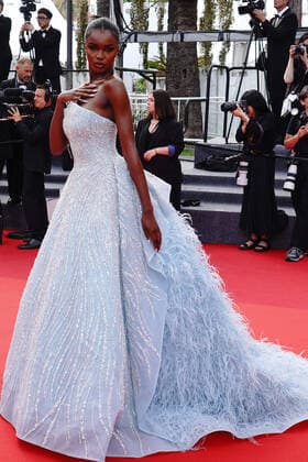 Leomie Anderson CELEBRITES : 75Ã me Festival de Cannes - Tapis rouge du film Â« Broker Â» - 26 05 2022 NorbertScanella Panoramic 