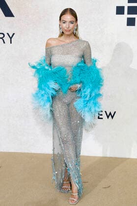 Leonie Hanne bei der 28. amfAR Gala Cannes im Rahmen vom Festival de Cannes 2022 75. Internationale Filmfestspiele von Cannes im HÃ tel du Cap-Eden-Roc. Antibes, 26.05.2022
