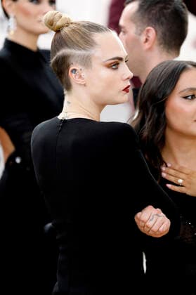 Entertainment Bilder des Tages Cara Delevingne bei der 28. amfAR Gala Cannes im Rahmen vom Festival de Cannes 2022 75. Internationale Filmfestspiele von Cannes im HÃ tel du Cap-Eden-Roc. Antibes, 26.05.2022