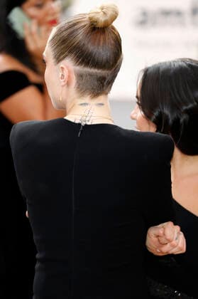 Cara Delevingne bei der 28. amfAR Gala Cannes im Rahmen vom Festival de Cannes 2022 75. Internationale Filmfestspiele von Cannes im HÃ tel du Cap-Eden-Roc. Antibes, 26.05.2022