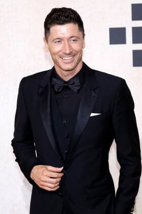 Robert Lewandowski bei der 28. amfAR Gala Cannes im Rahmen vom Festival de Cannes 2022 75. Internationale Filmfestspiele von Cannes im HÃ tel du Cap-Eden-Roc. Antibes, 26.05.2022