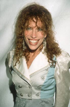 Carly Simon backstage at Solid Gold in 1984 Copyright: xRonxWolfsonx xMediaPunchx