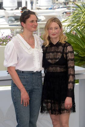 75th Cannes film festival 2022, Photocall Rendez-Vous With Alice Rohrwacher. Pictured: Alba Rohrwacher, Alice Rohrwacher  Copyright: xAlbertoxTerenghi Cannesx2022x xix xVenezia2020x