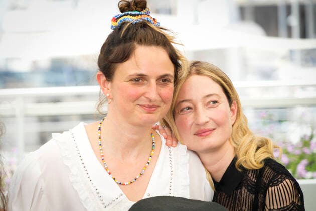 Foto IPP Daniele Cifala™ Cannes 26 05 2022 Rendez-Vous With Alice Rohrwacher Photocall - The 75th Annual Cannes Film Festival nella foto: Alice Rohrwacher and Alba Rohrwacher Italy Photo Press - World Copyright