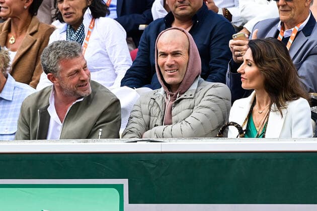 Zinedine Zidane et Veronique Zidane - Denis Brognairt CELEBRITES : Roland Garros 2022 - Internationaux de France - 27 05 2022 FedericoPestellini Panoramic 