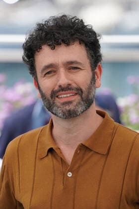 Rodrigo Sorogoyen (RÃ alisateur - France) CELEBRITES : 75Ã me Festival de Cannes - Photocall du film Â« As Bestas Â» - 27 05 2022 NorbertScanella Panoramic 