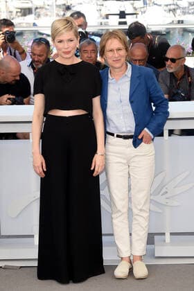 75th Cannes film festival 2022, Photocall film Showing up. Pictured: Michelle Williams, Kelly Reichardt  Copyright: xAlbertoxTerenghi Cannesx2022x xix xVenezia2020x