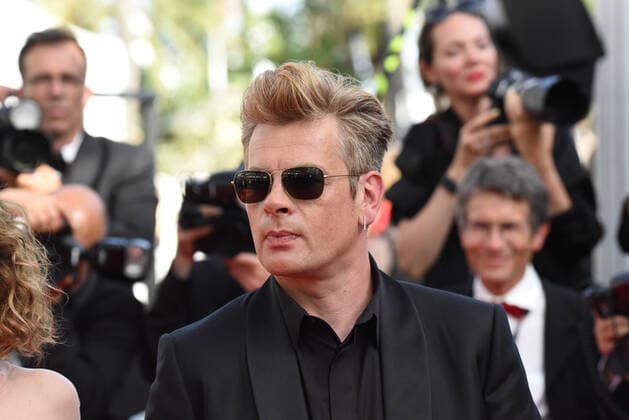 Benjamin Biolay Premiere Kinofilms Mother and Son Un petit frere auf dem Festival de Cannes 2022 75. Internationale Filmfestspiele von Cannes im Palais des Festivals Cannes 27.Mai 2022