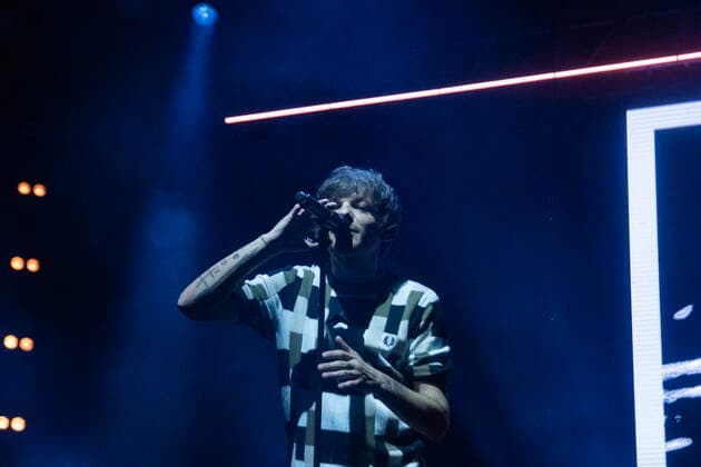 RIO DE JANEIRO, RJ - 27.05.2022: SHOW DE LOUIS TOMLINSON NO RIO DE JANEIRO - The British singer, Louis Tomlinson performed on the night of this Friday (27), at the Jeunesse Arena, in Barra da Tijuca. The singer returns to Brazil with the "Louis Tomlinson World tour", with sold-out tickets and fans camped out at the venue& 39;s door. x2211863x  CarlosxEliasxJunior
