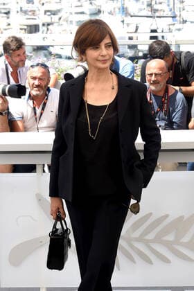 75th Cannes film festival 2022, Photocall film Mascarade. Pictured: Laura Morante  Copyright: xAlbertoxTerenghi Cannesx2022x xix xVenezia2020x
