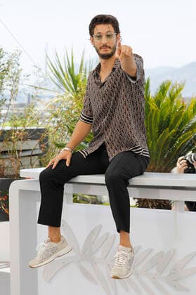 Entertainment Bilder des Tages Pierre Niney beim Photocall zum Kinofilm Masquerade auf dem Festival de Cannes 2022 75. Internationale Filmfestspiele von Cannes am Palais des Festivals. Cannes, 28.05.2022